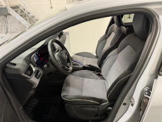 Renault Clio  picture 10