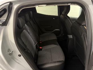 Renault Clio  picture 12