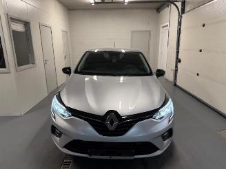 Renault Clio  picture 2