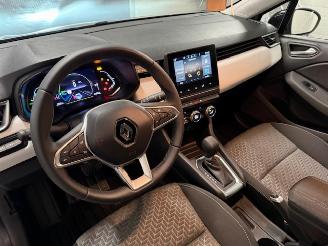Renault Clio  picture 7