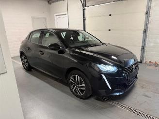 Schadeauto Peugeot 208 AIRBAG OK 2020/8