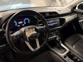 Audi Q3  picture 8