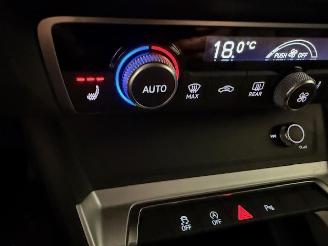 Audi Q3  picture 17