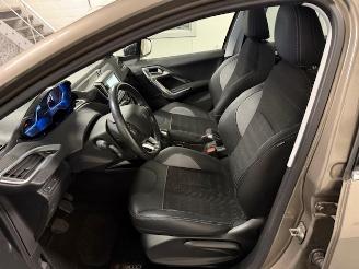 Peugeot 2008 // NUR 35000 KM // picture 10