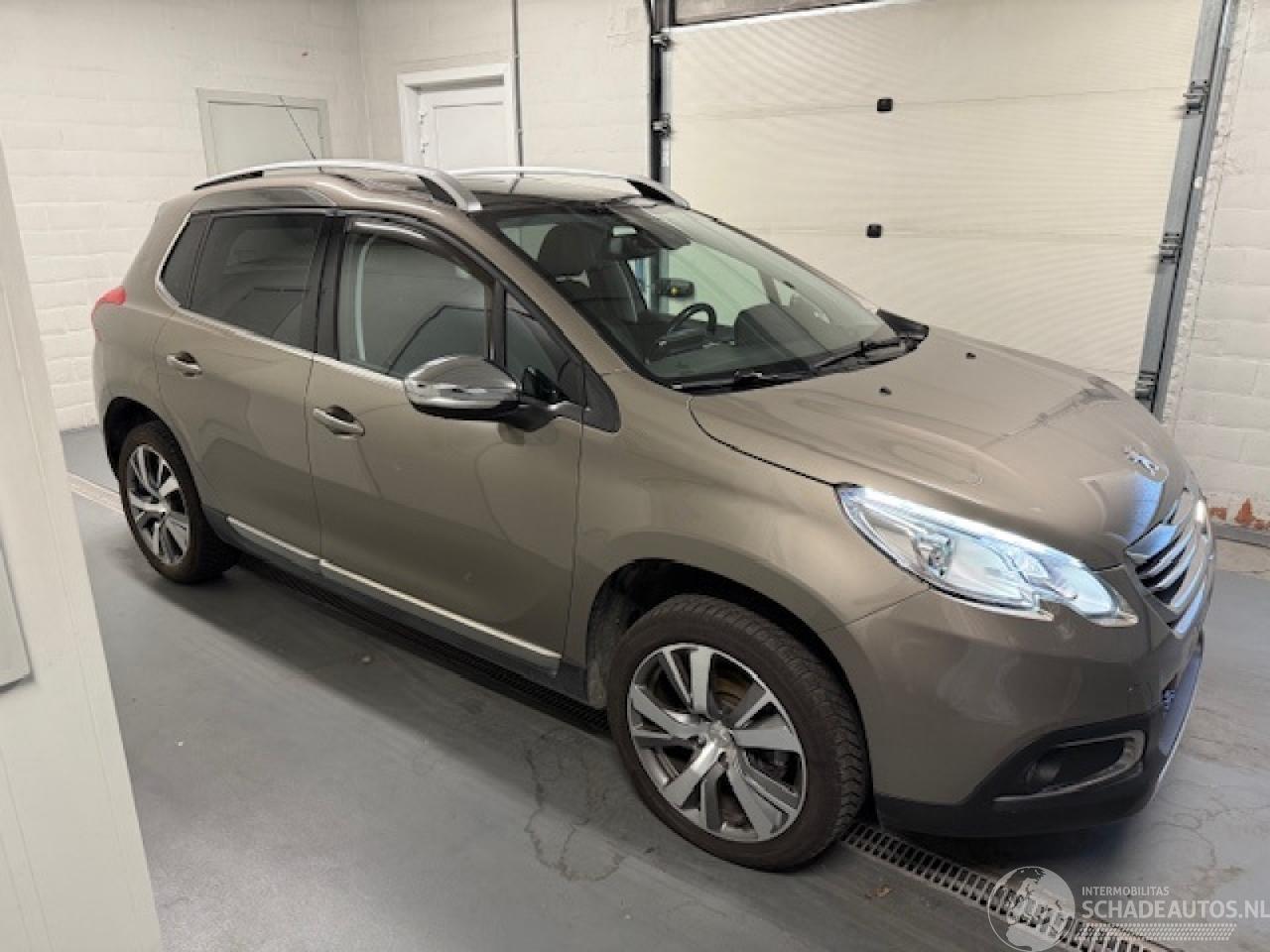 Peugeot 2008 // NUR 35000 KM //