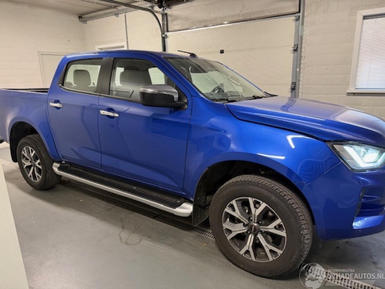 Isuzu D-Max // NUR 12000 KM //