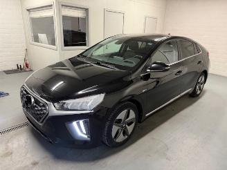 Hyundai Ioniq AUTOMATIC picture 4