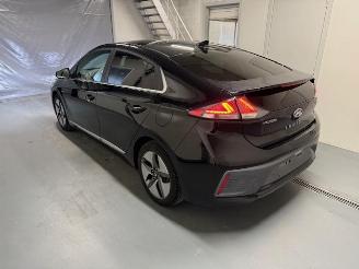 Hyundai Ioniq AUTOMATIC picture 5
