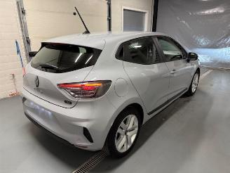 Renault Clio  picture 7