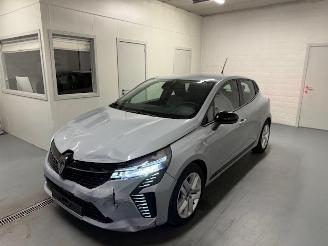 Renault Clio  picture 4