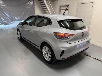 Renault Clio  picture 5