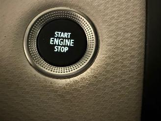 Renault Clio  picture 16