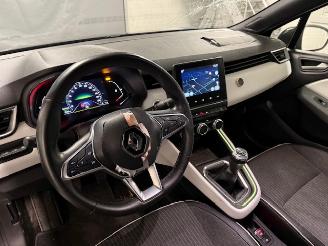 Renault Clio  picture 7
