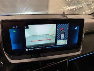 Peugeot 208  picture 18