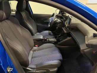 Peugeot 208  picture 12