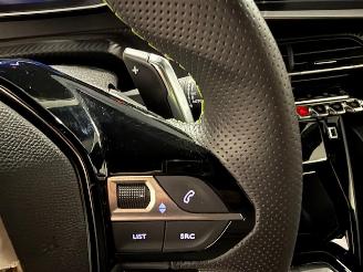 Peugeot 208  picture 24