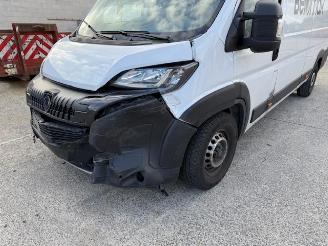 Peugeot Boxer AUTOMATIC picture 4