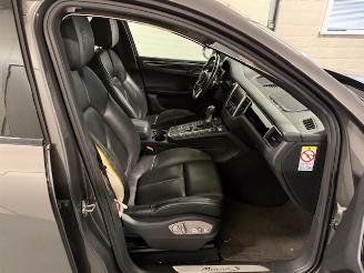 Porsche Macan  picture 14