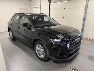krockskadad bil auto Audi Q3  2025/6