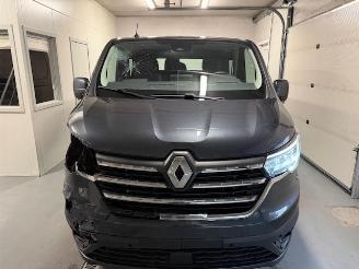 Renault Trafic 2.0 DCI AUTOMATIC picture 3