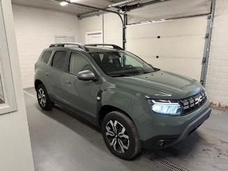 damaged passenger cars Dacia Duster  2023/5