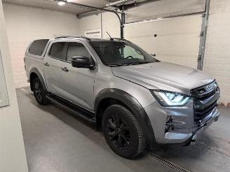 uszkodzony samochody osobowe Isuzu D-Max  2023/9