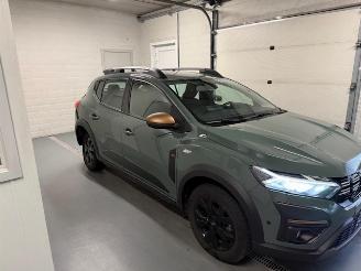 Voiture accidenté Dacia Sandero AIRBAG OK 2023/12