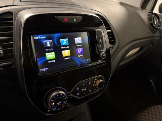 Renault Captur  picture 14
