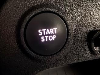 Renault Captur  picture 17