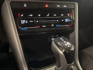 Volkswagen T-Roc  picture 17