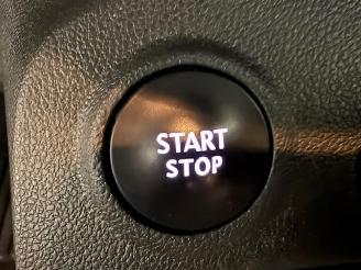 Renault Captur  picture 17