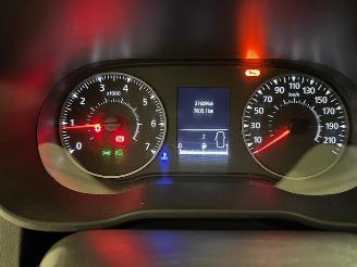 Dacia Duster // NUR 27000 KM // picture 21