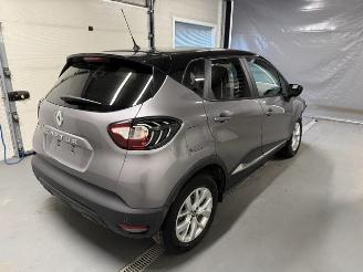 Renault Captur  picture 6