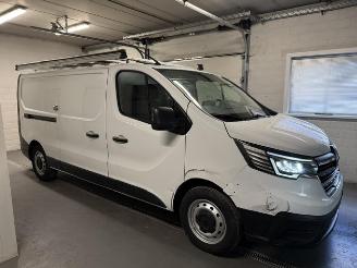 Voiture accidenté Renault Trafic  2024/7