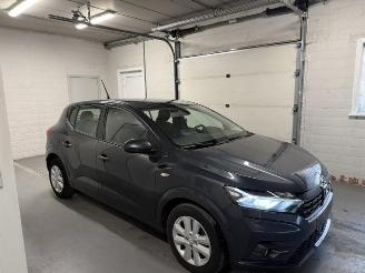 Schadeauto Dacia Sandero  2021/3