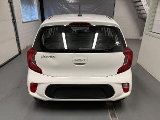 Kia Picanto  picture 6