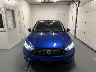 Dacia Sandero  picture 2