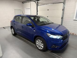 uszkodzony samochody osobowe Dacia Sandero  2021/12