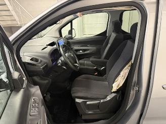Toyota ProAce PANORAMA picture 11