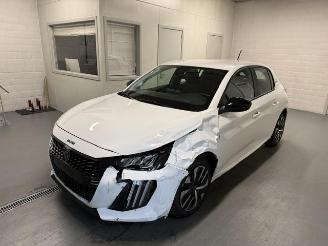 Peugeot 208  picture 3