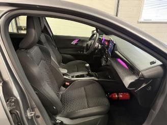 Renault Clio  picture 12