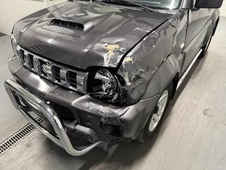 Suzuki Jimny  picture 4