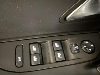 Peugeot 2008  picture 9