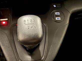 Peugeot Partner  picture 18
