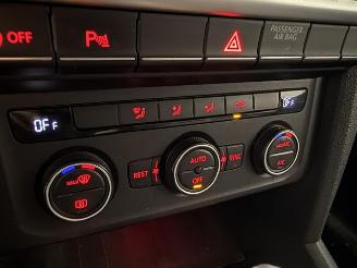 Volkswagen Amarok  picture 17