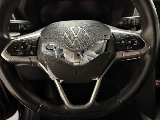 Volkswagen Amarok  picture 25