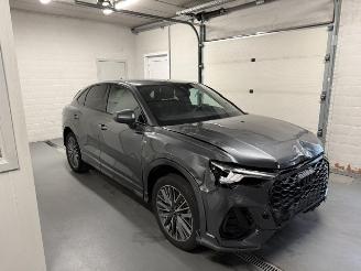 uszkodzony samochody osobowe Audi Q3  2023/5