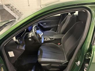 Peugeot 308  picture 9