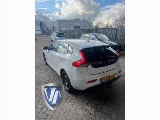 Volvo V-40 V40 (MV), Hatchback 5-drs, 2012 / 2019 1.6 D2 picture 2
