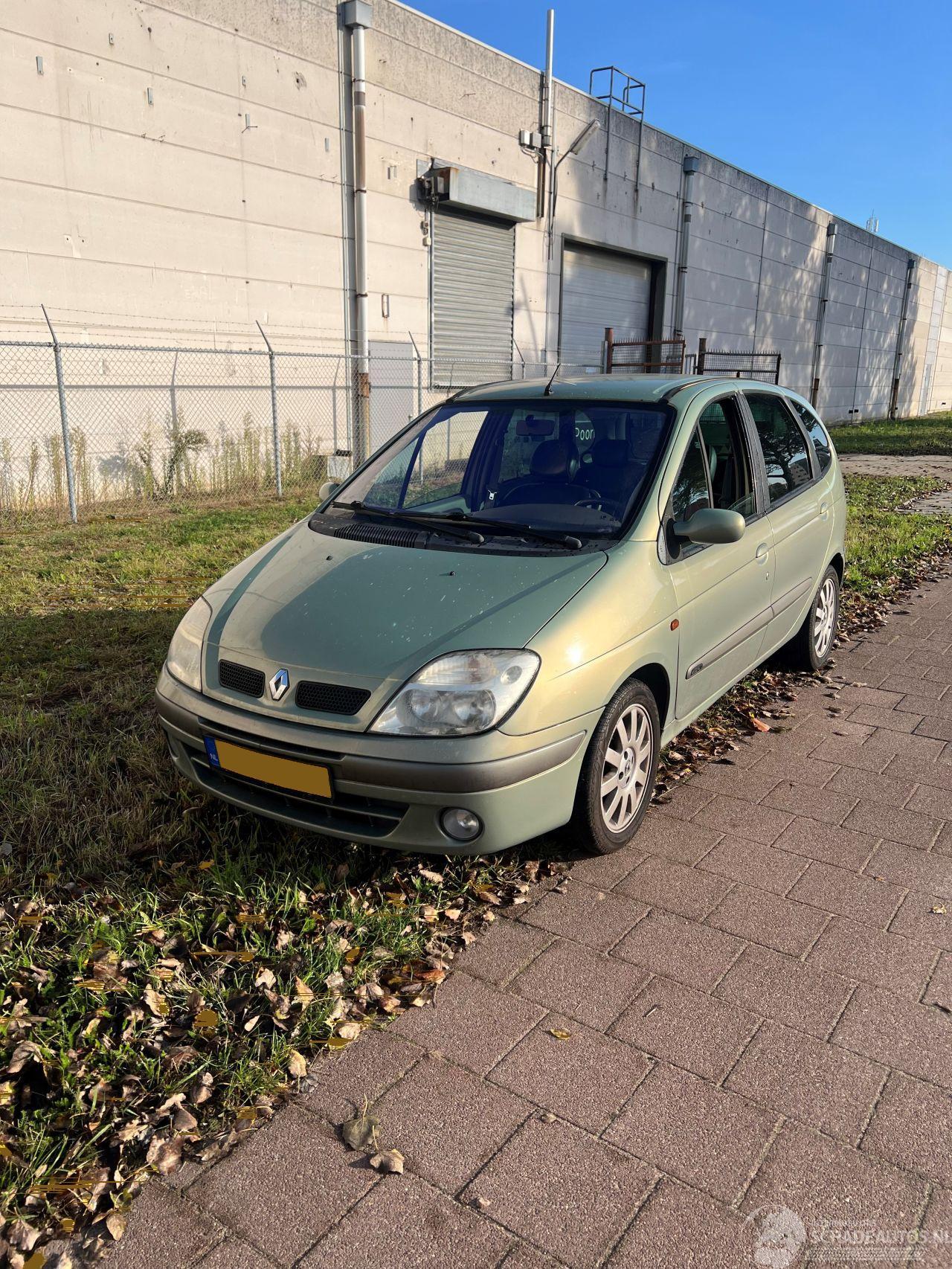 Renault  